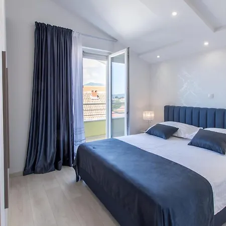 Prestige Apartment Kastela