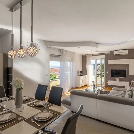 Apartment Prestige *